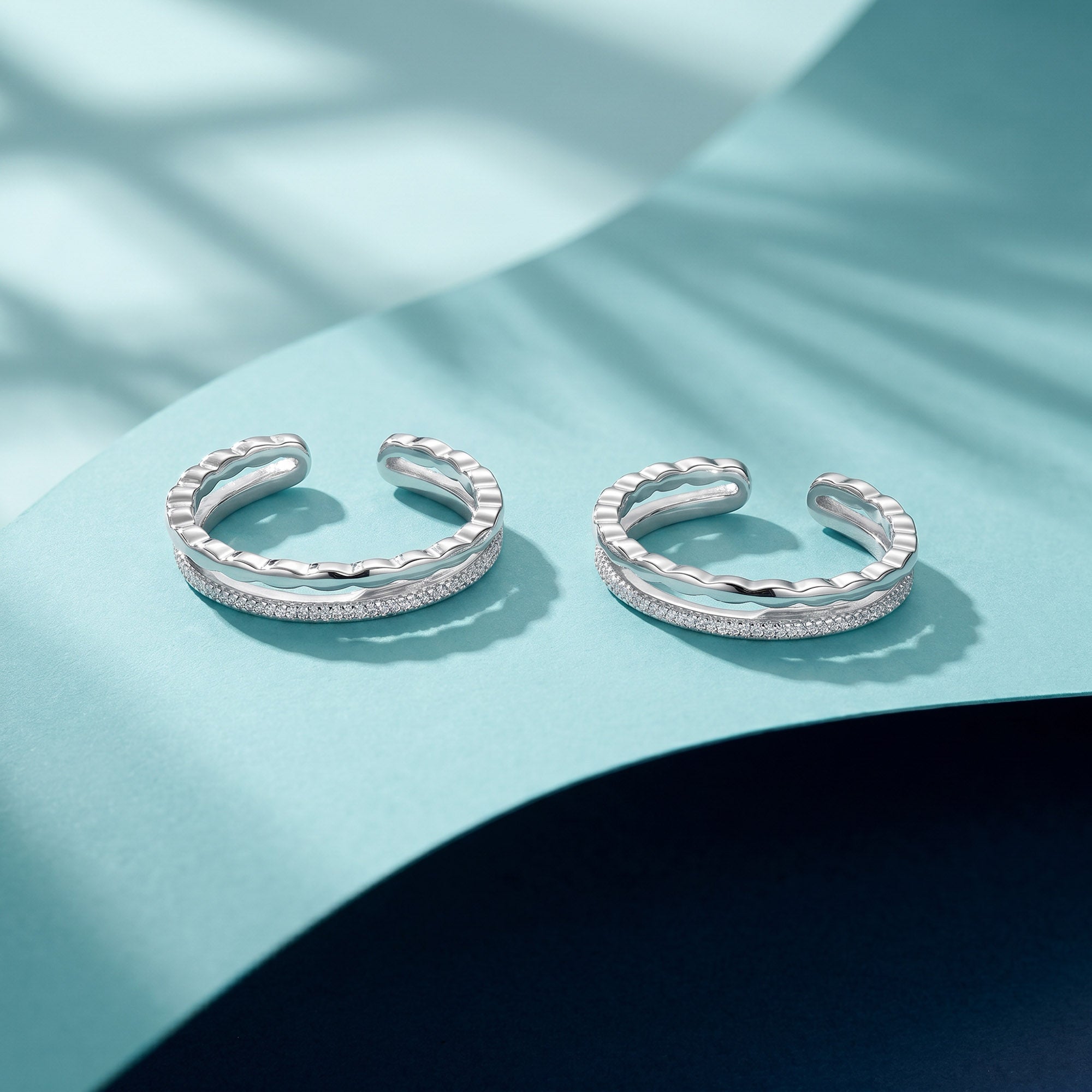 Dual Band Beaded Wave Toe Ring