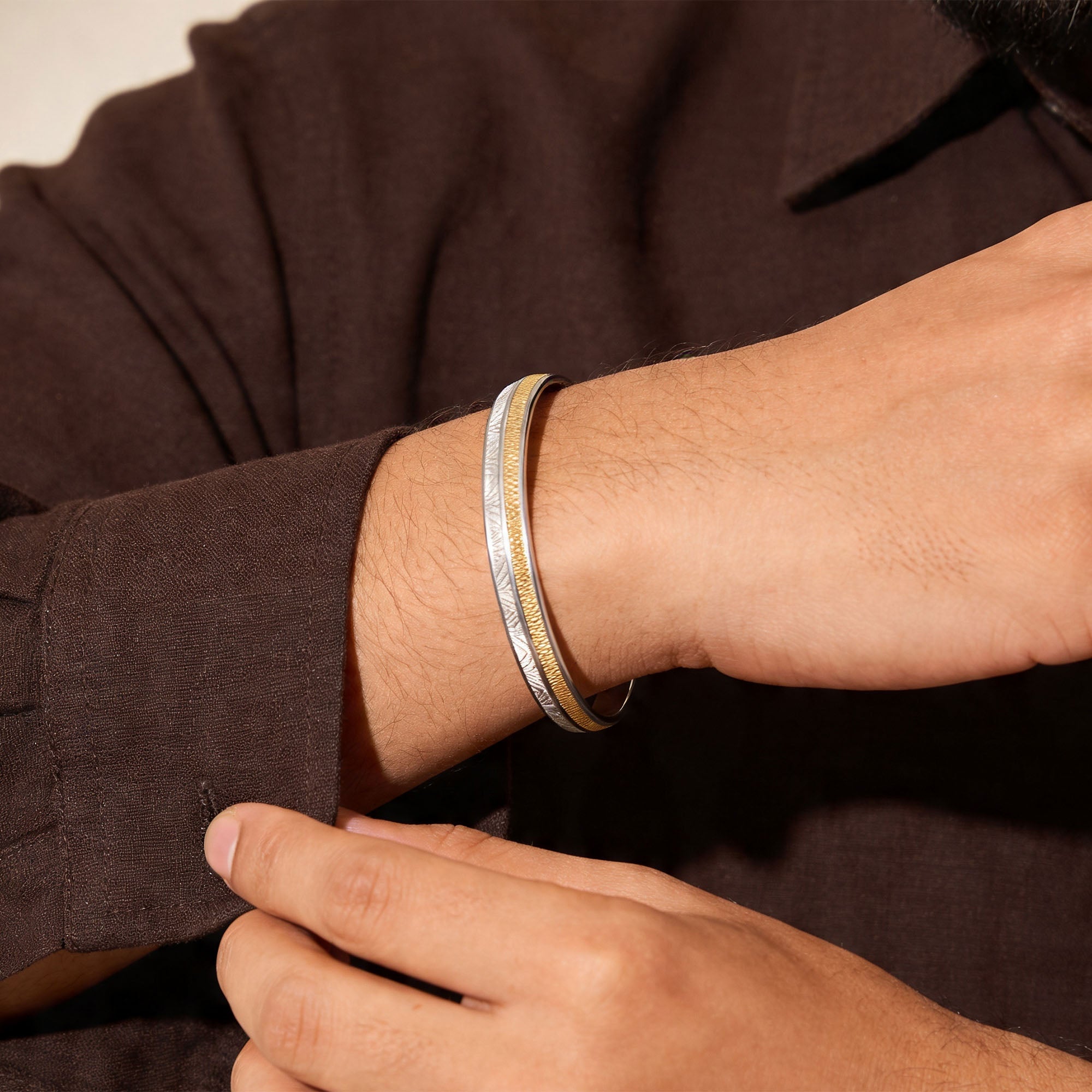 Dual-Tone Wave Pattern Kada