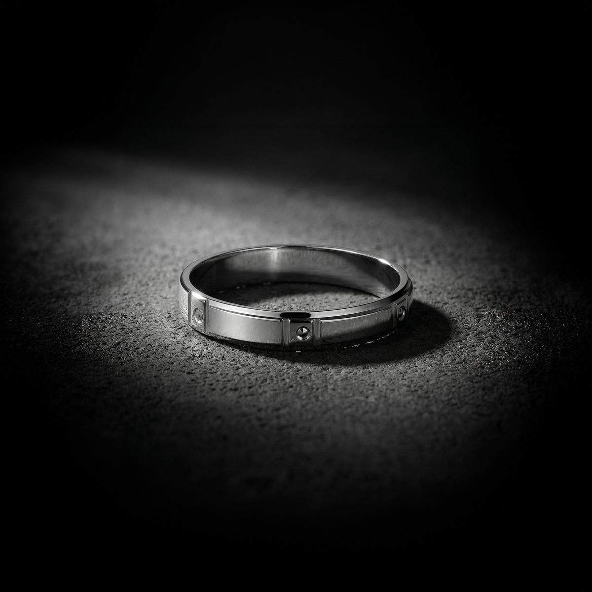 925 Silver Modern Rivet Inset Ring - Touch925 Silver Jewellery