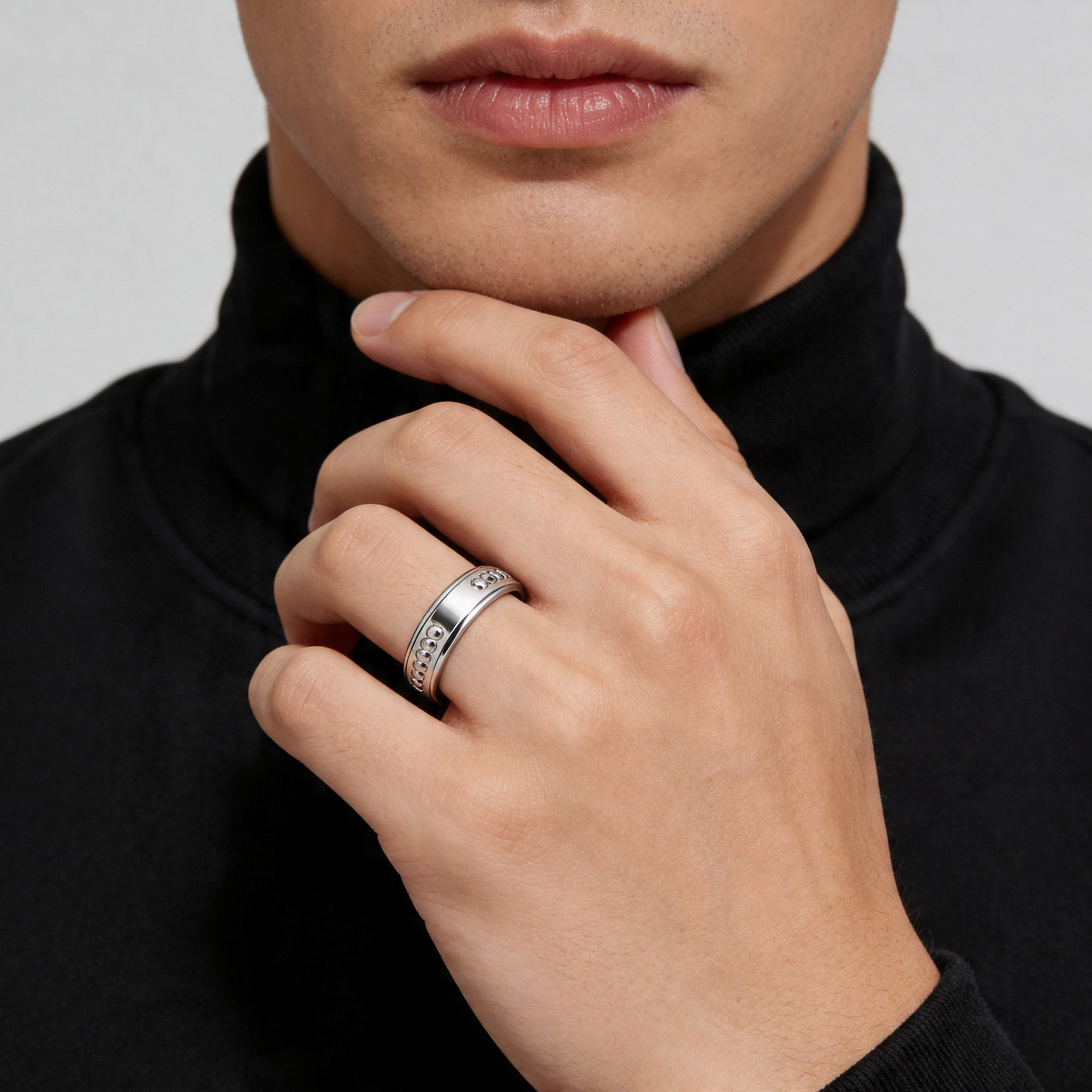 Linear Detail Silver Ring