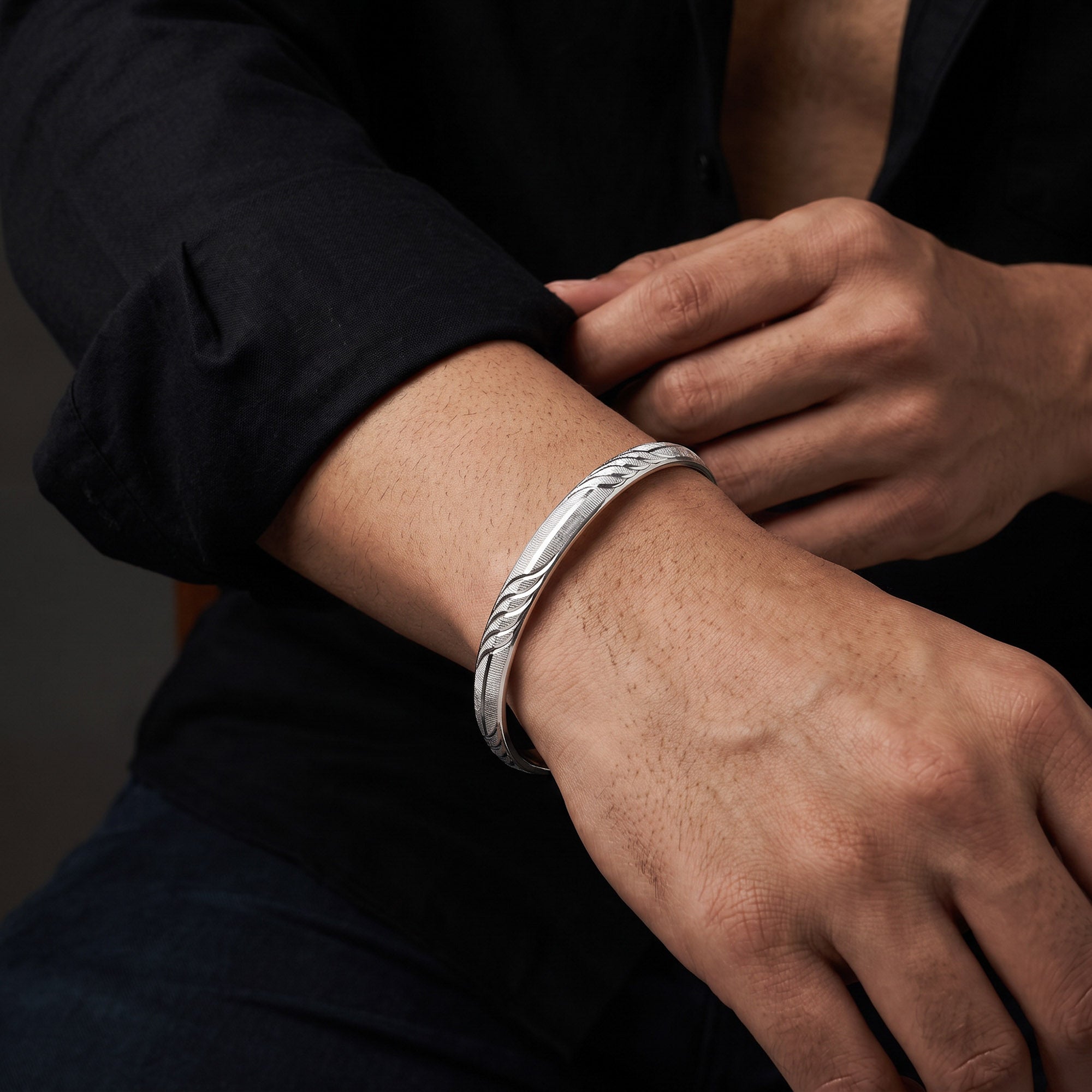 Textured Silver Kada