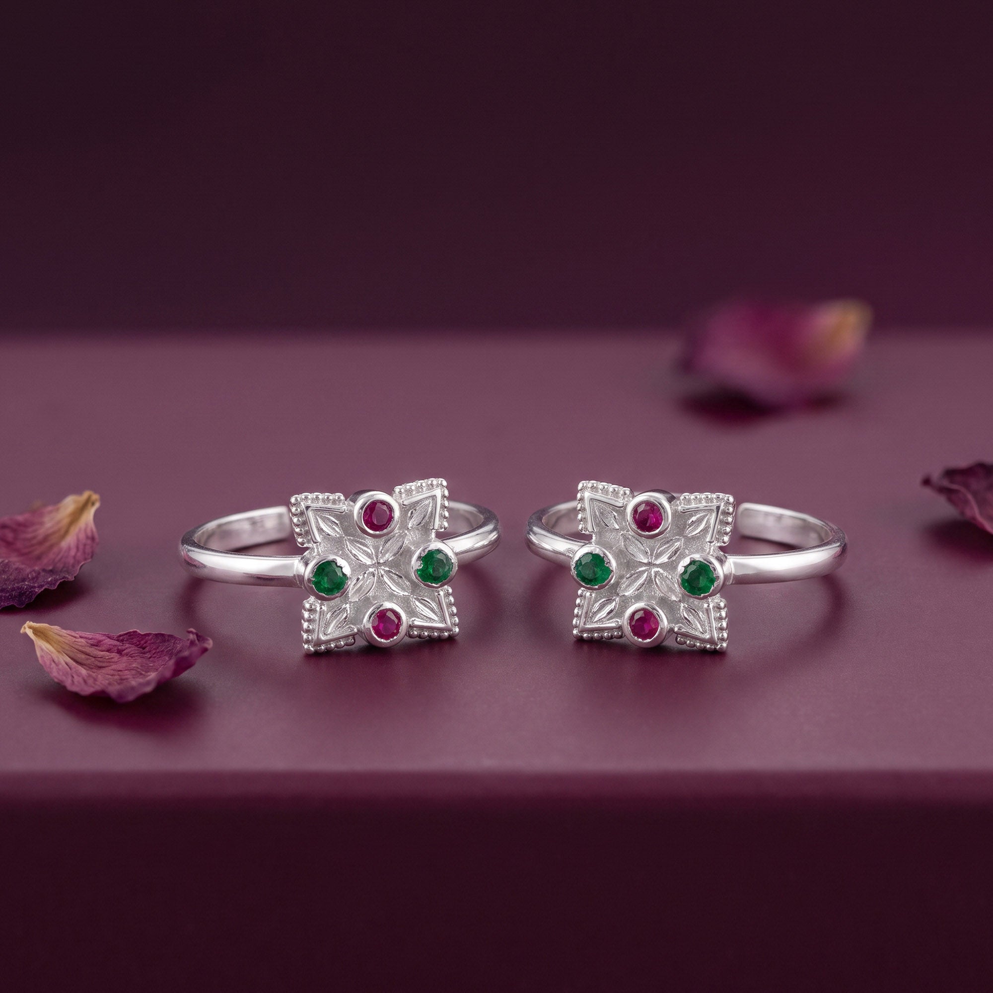 Square Floral Toe Ring