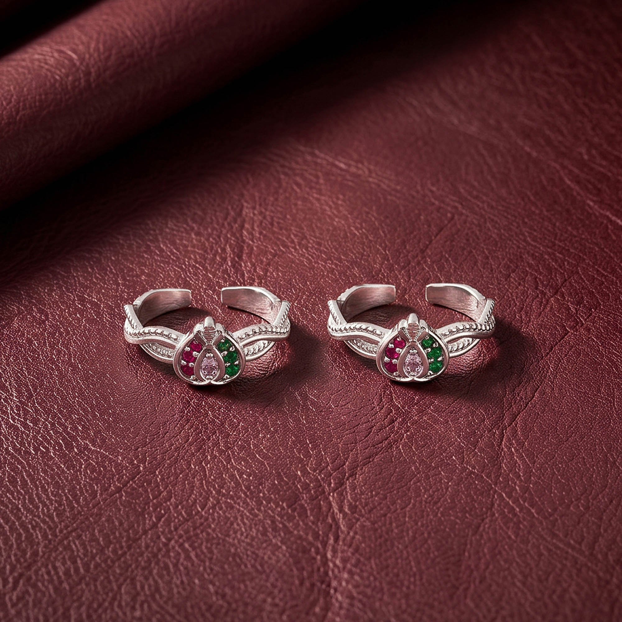 Paisley Twist Toe Ring