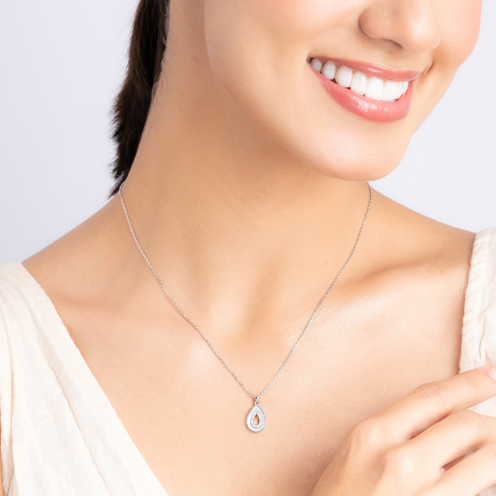 Drop Shape Pendant Necklace – Touch925