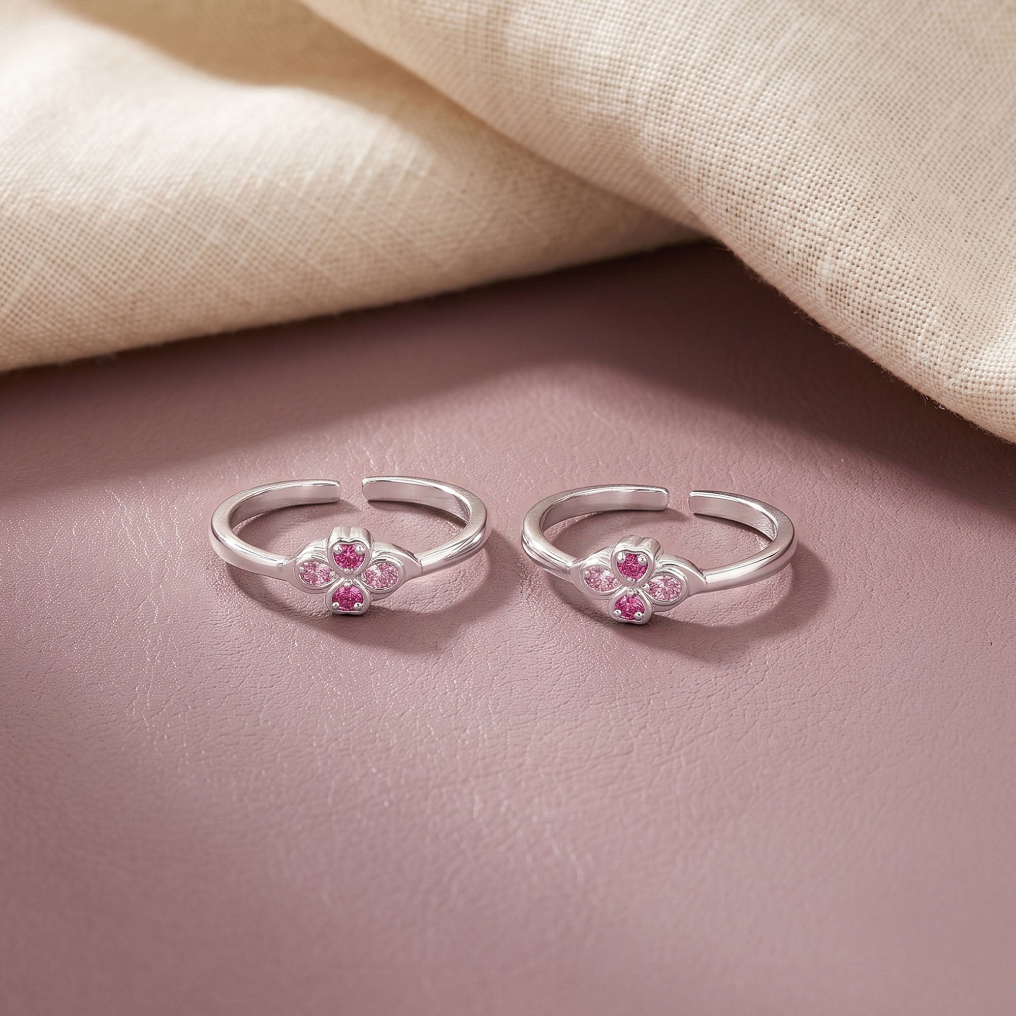 Four-Petal Flower Toe Ring