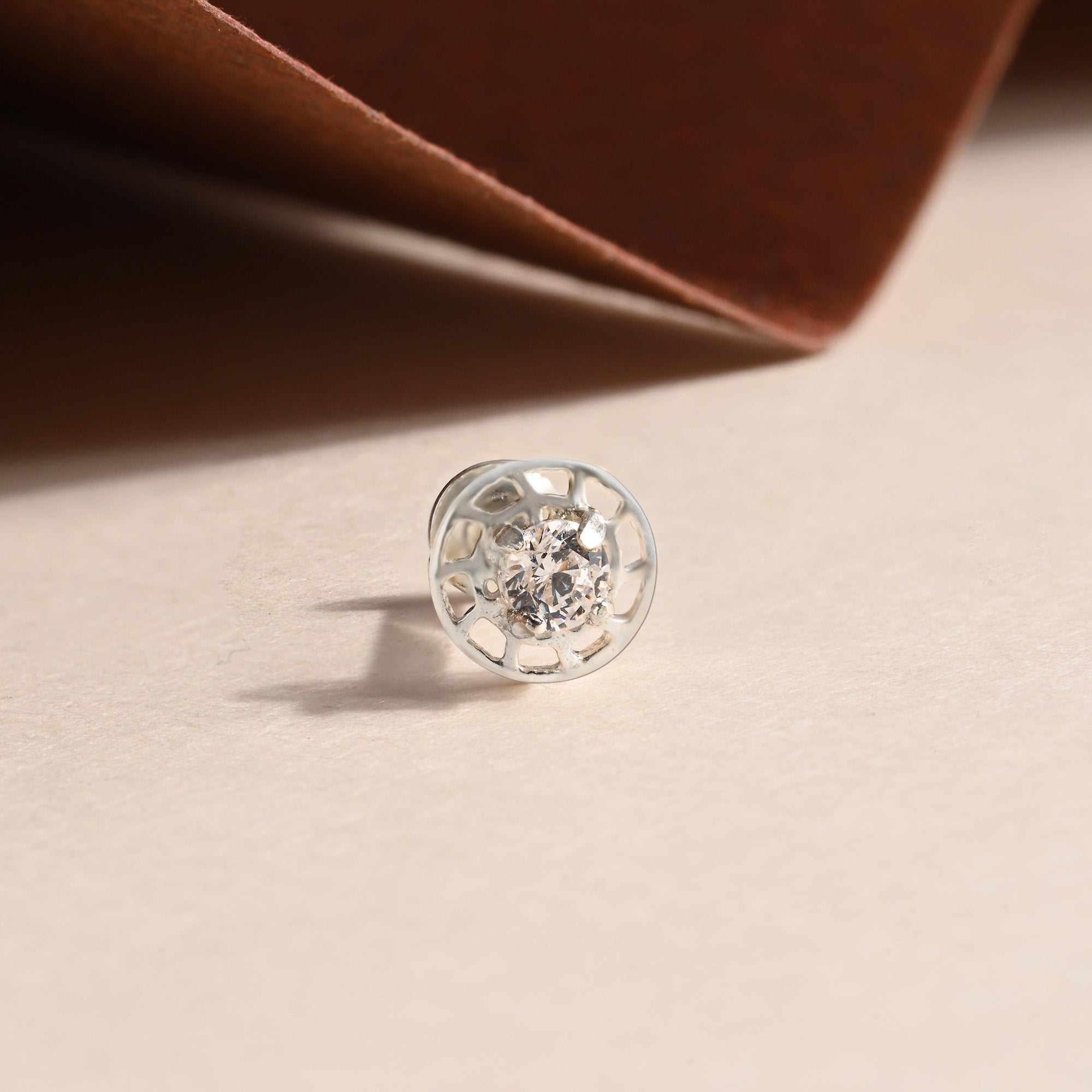 Openwork Bloom Silver Nose Pin