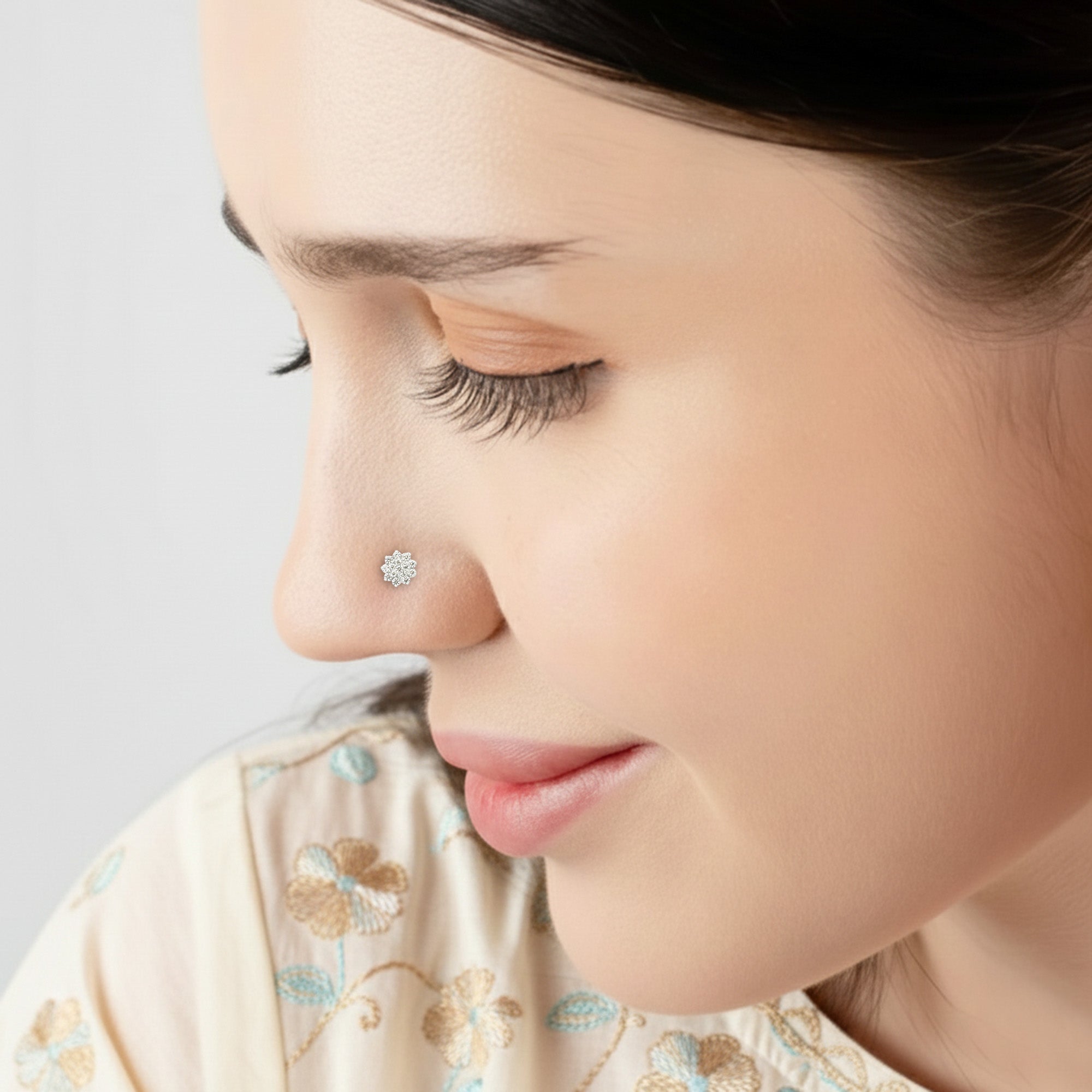 Floral Cluster Silver Nose Pin