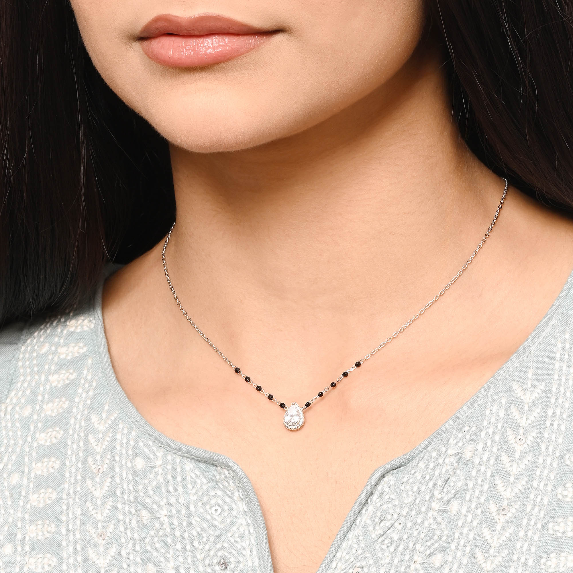 Noor Pear Halo Mangalsutra
