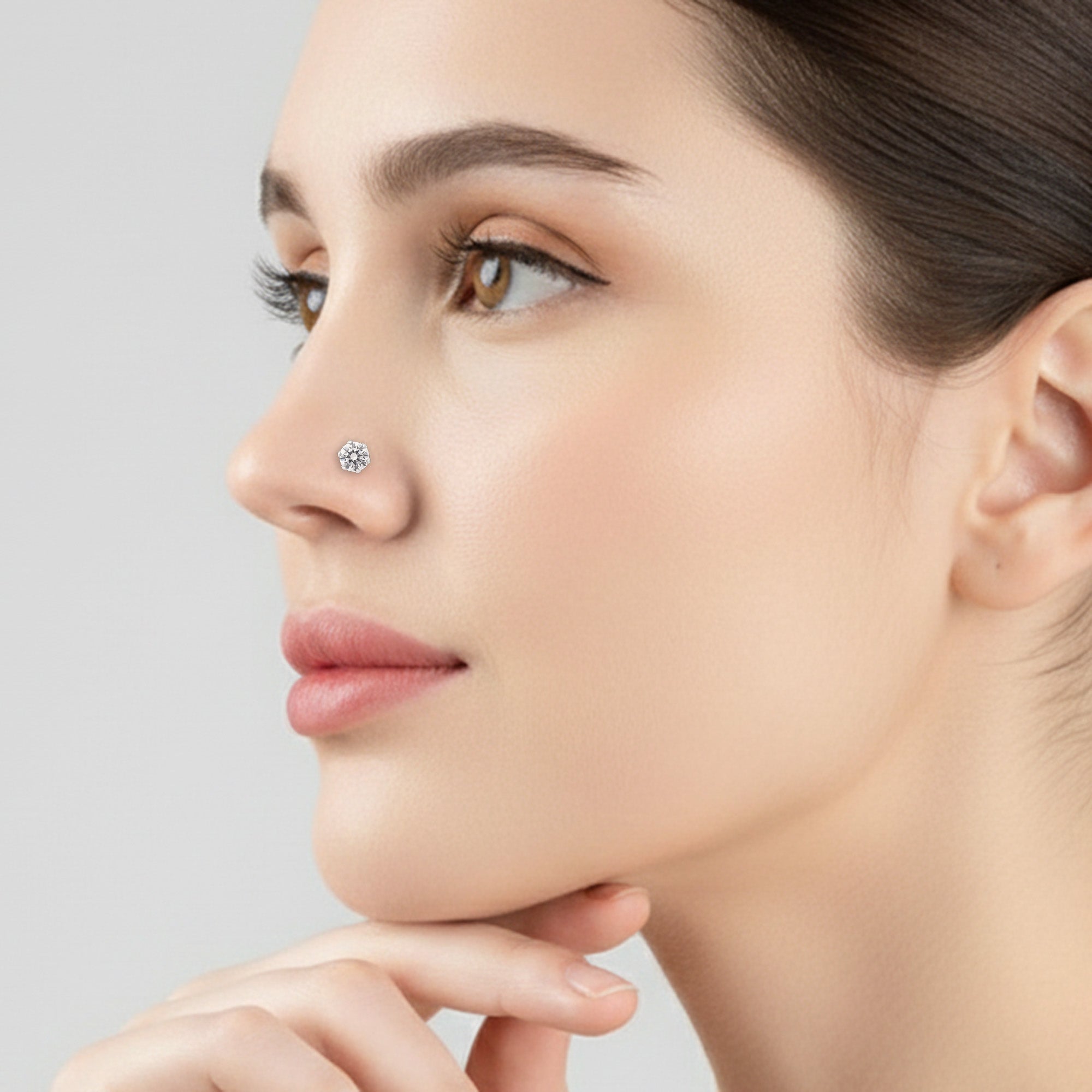 Solitaire Glow Silver Nose Pin
