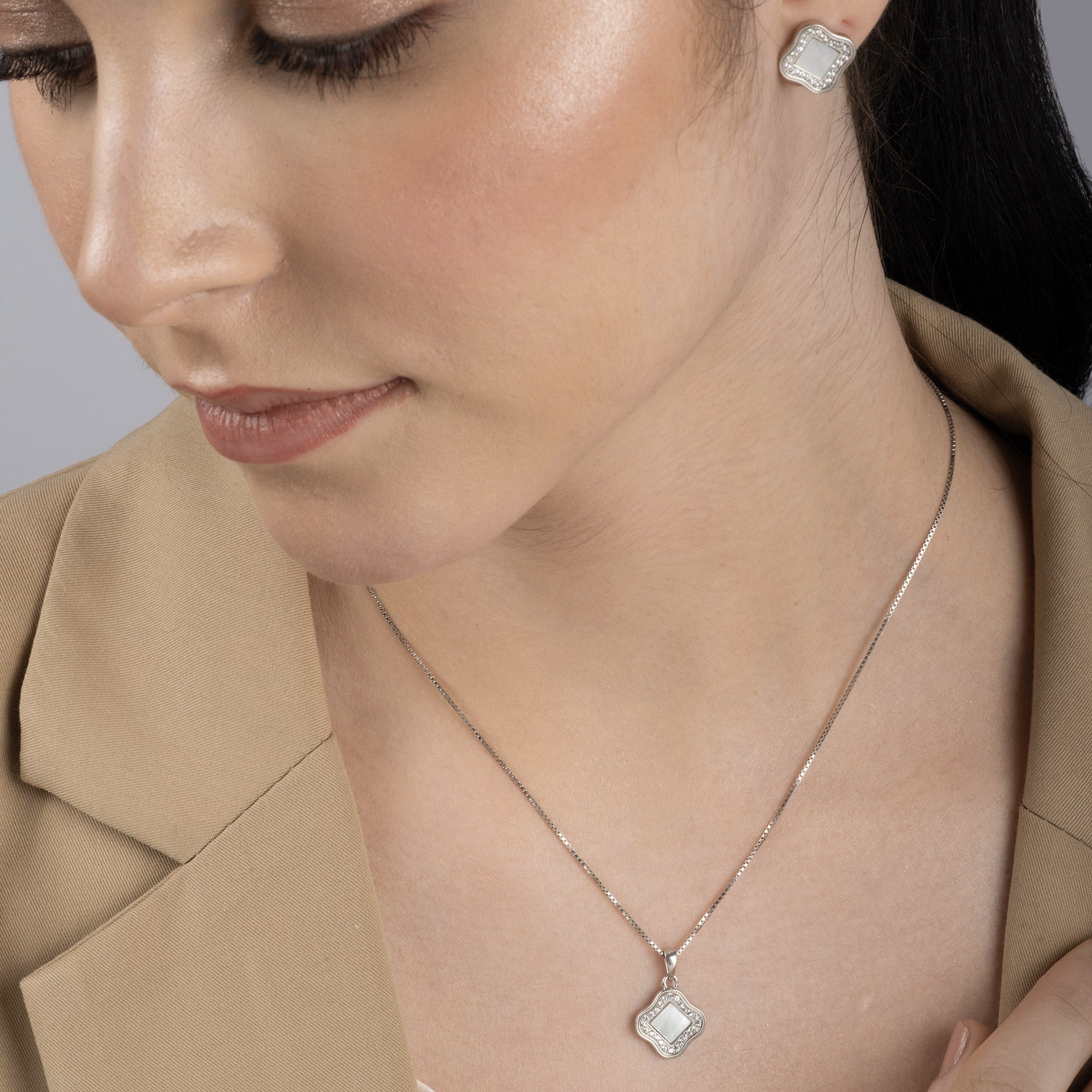 Aztec Zirconia Silver Pendant Set