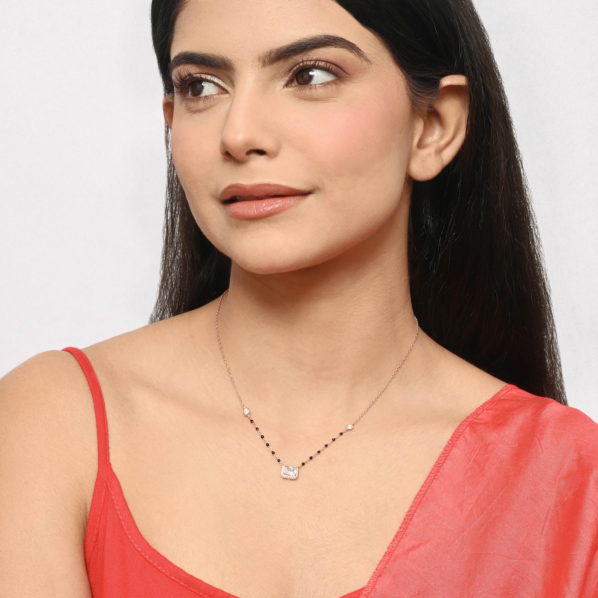 Minimal Square Halo Mangalsutra