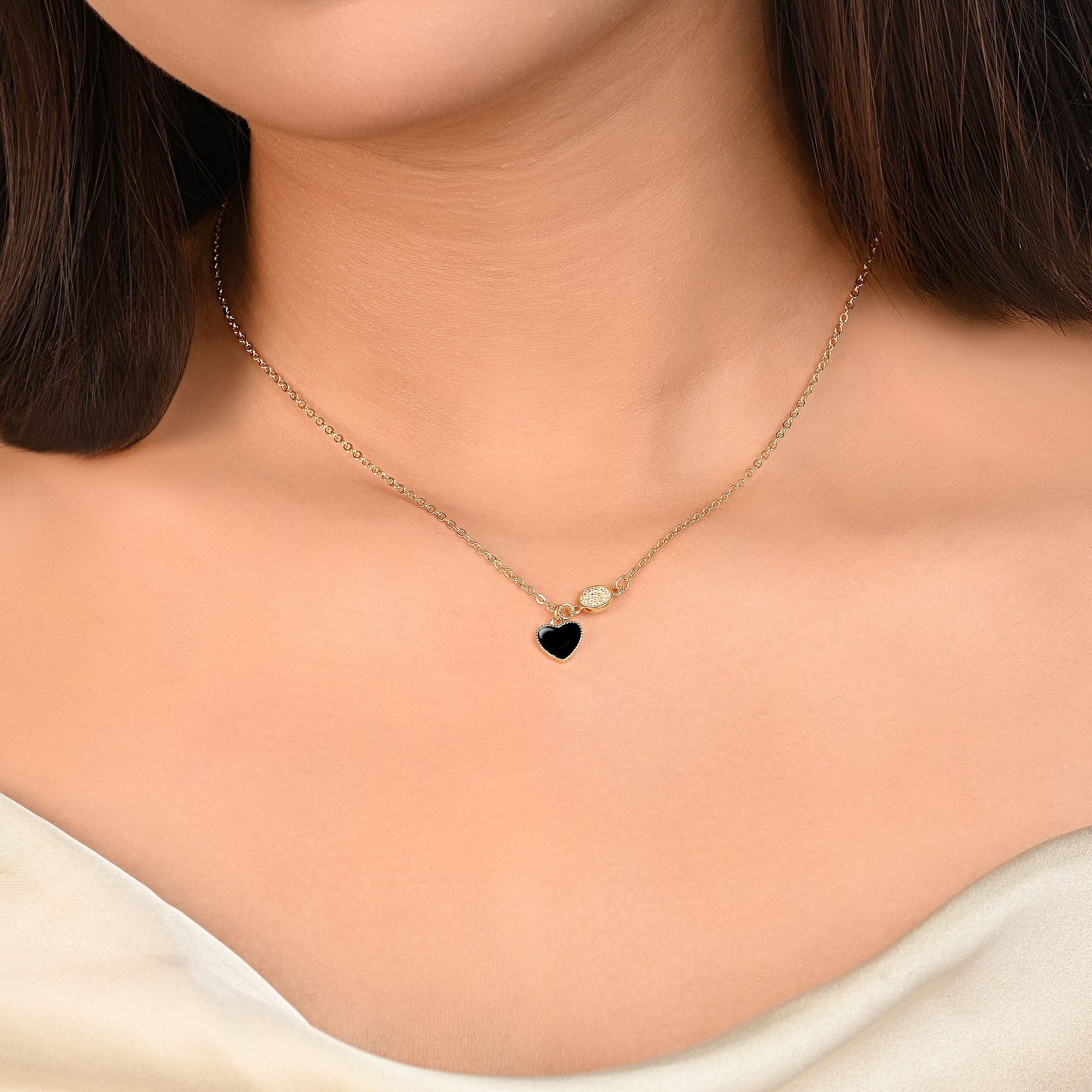 Black Heart Pavé Disc Necklace