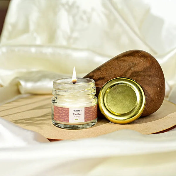 Vanilla Oudh Candle - Touch925