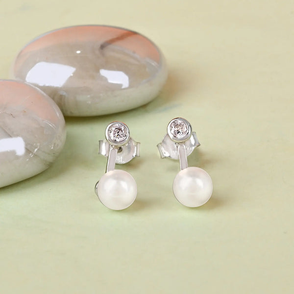 Pearl Essence Silver Elegance Earrings