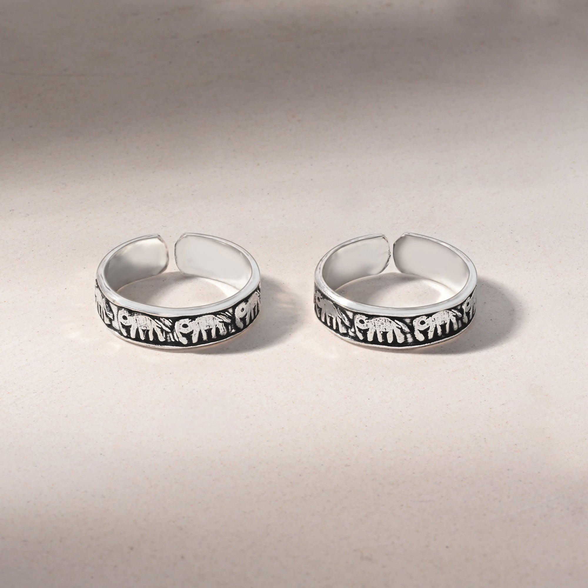 silver toe ring