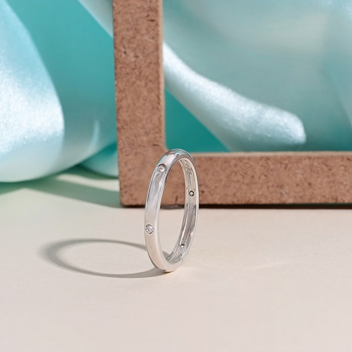 Elegant Sparkle Ring - Touch925