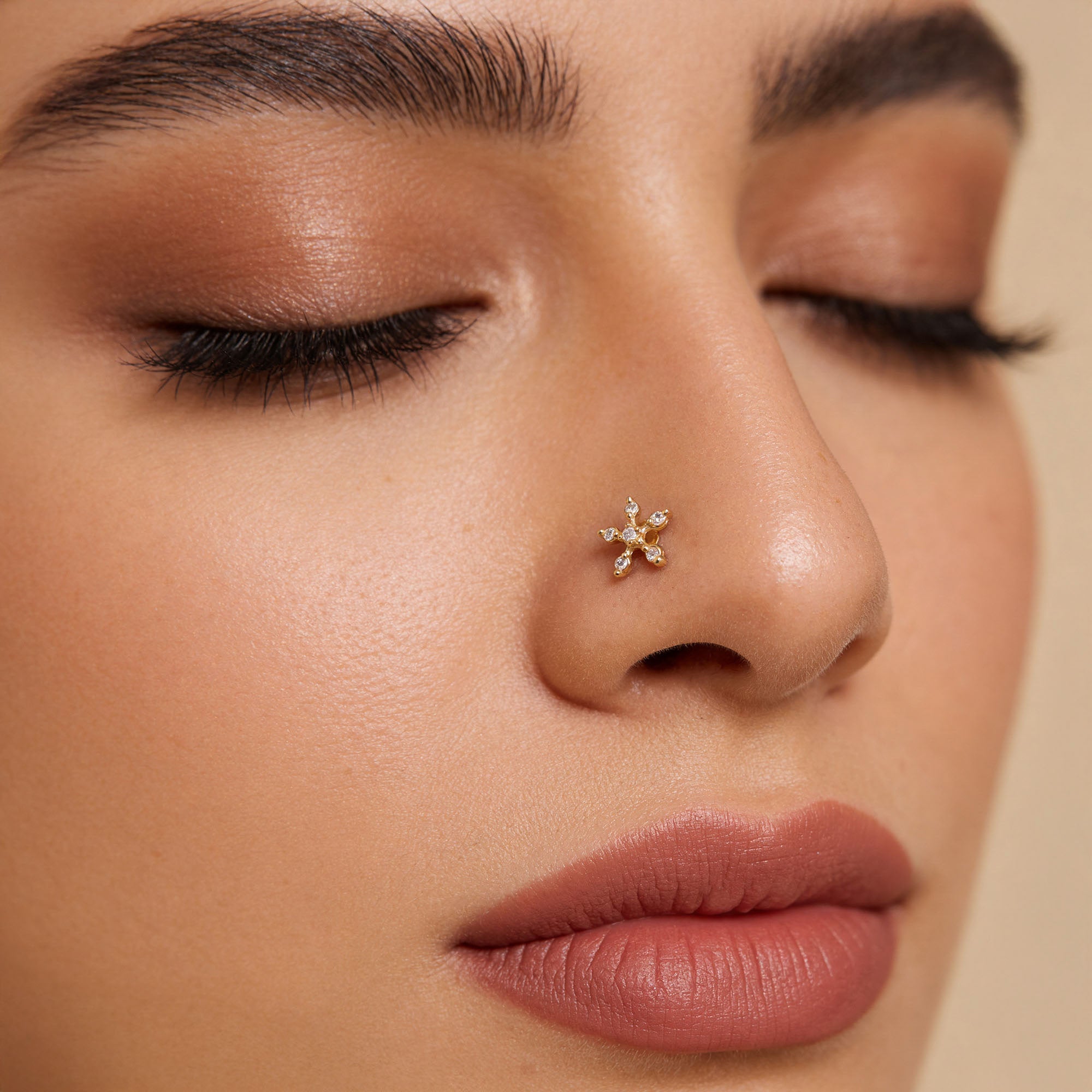 Sparkling Starlet Nose Pin