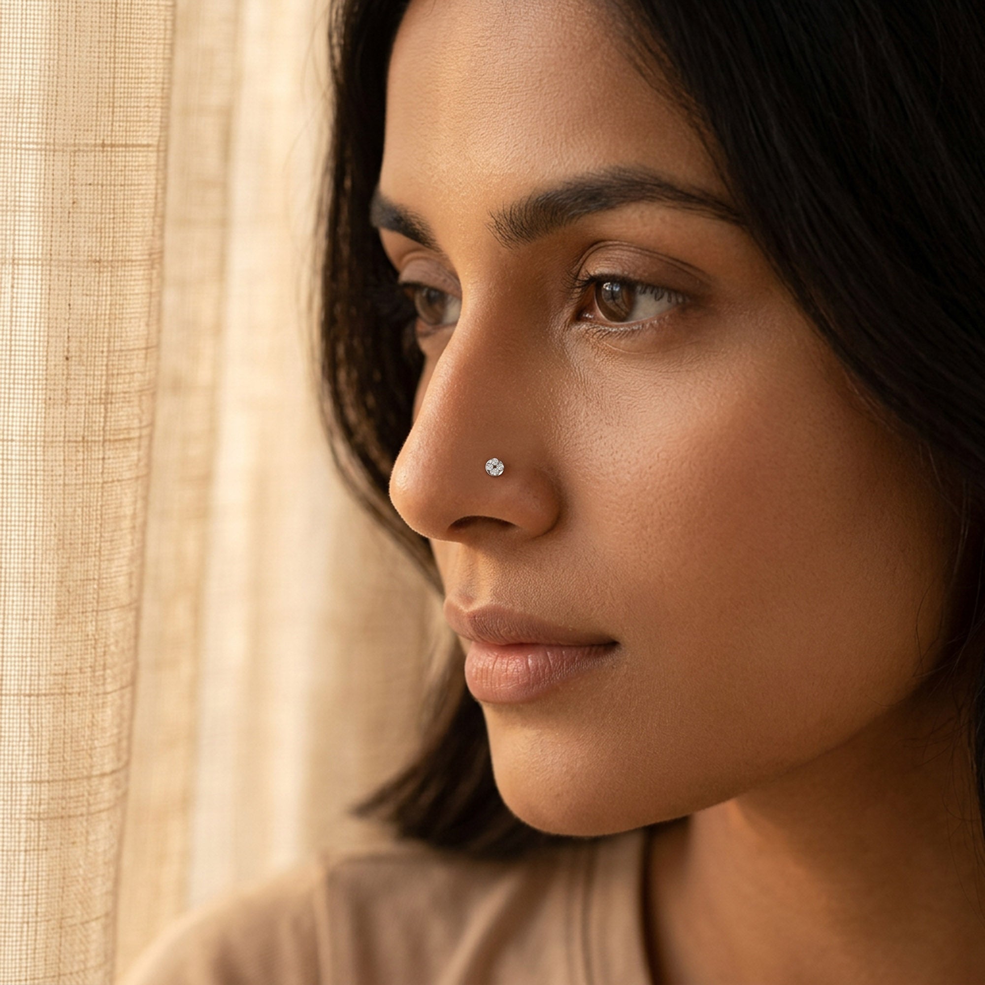 Quad-Zircon Circular Silver Nose Pin