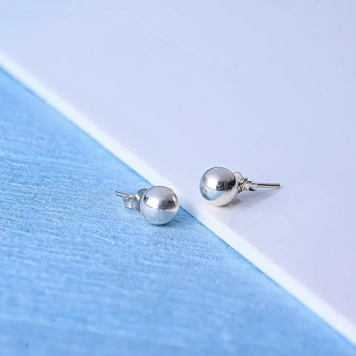 Radiant Classic Studs - Touch925