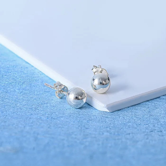 Classic Round Studs - Touch925