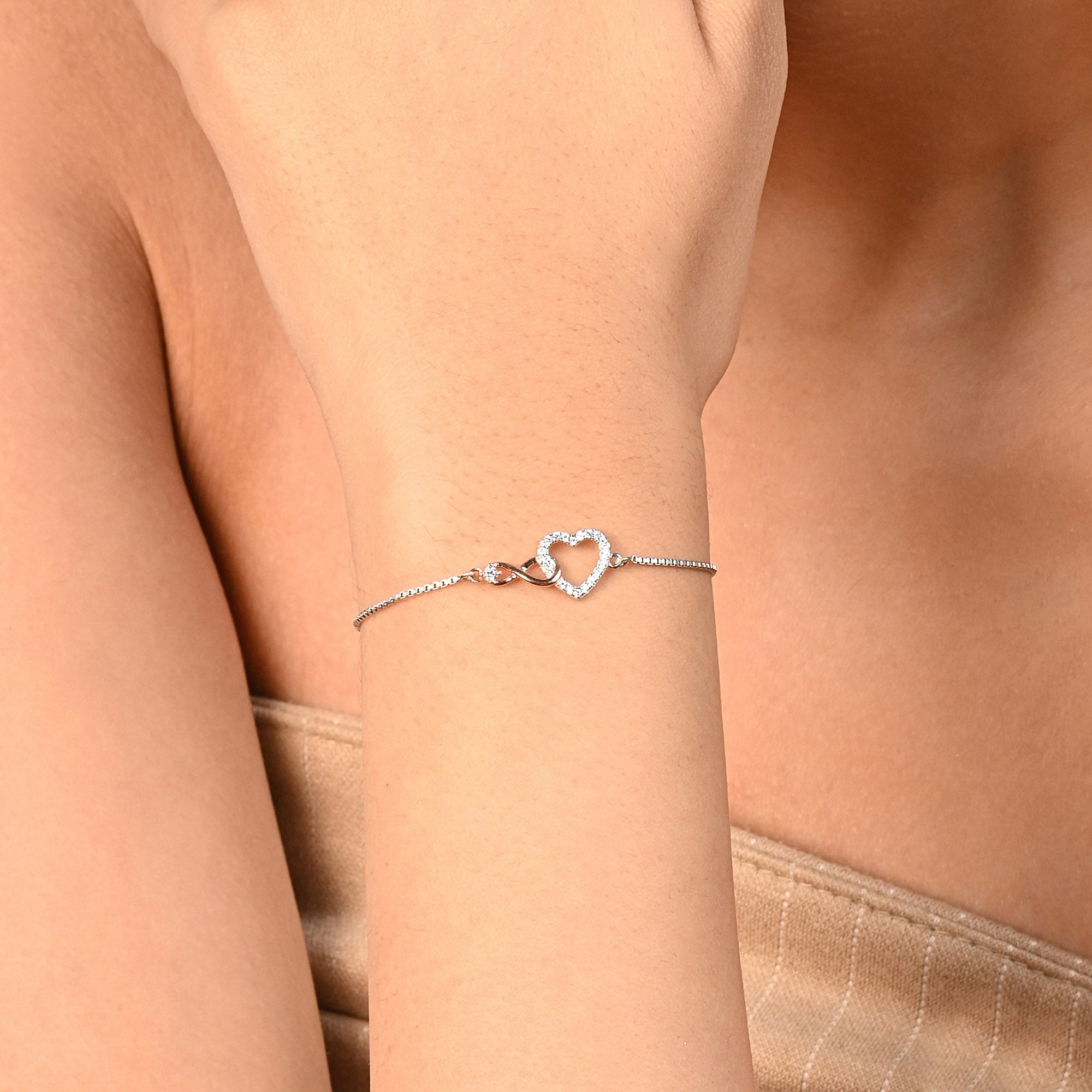 Infinity Heart Silver Chain Bracelet