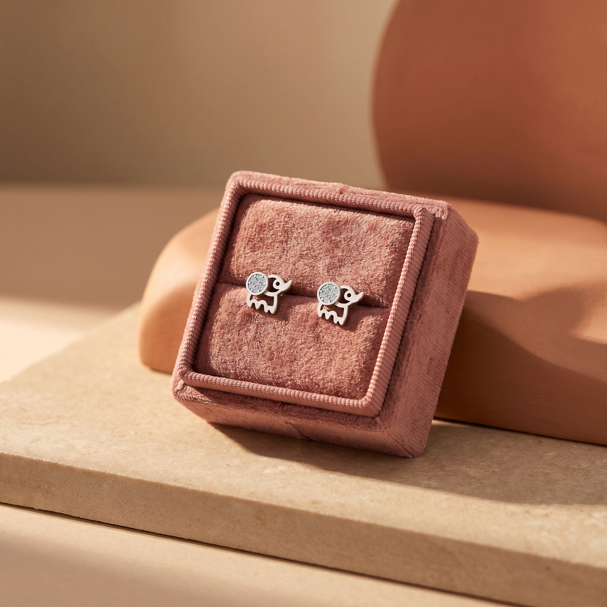 Trunk Sparkle Earrings