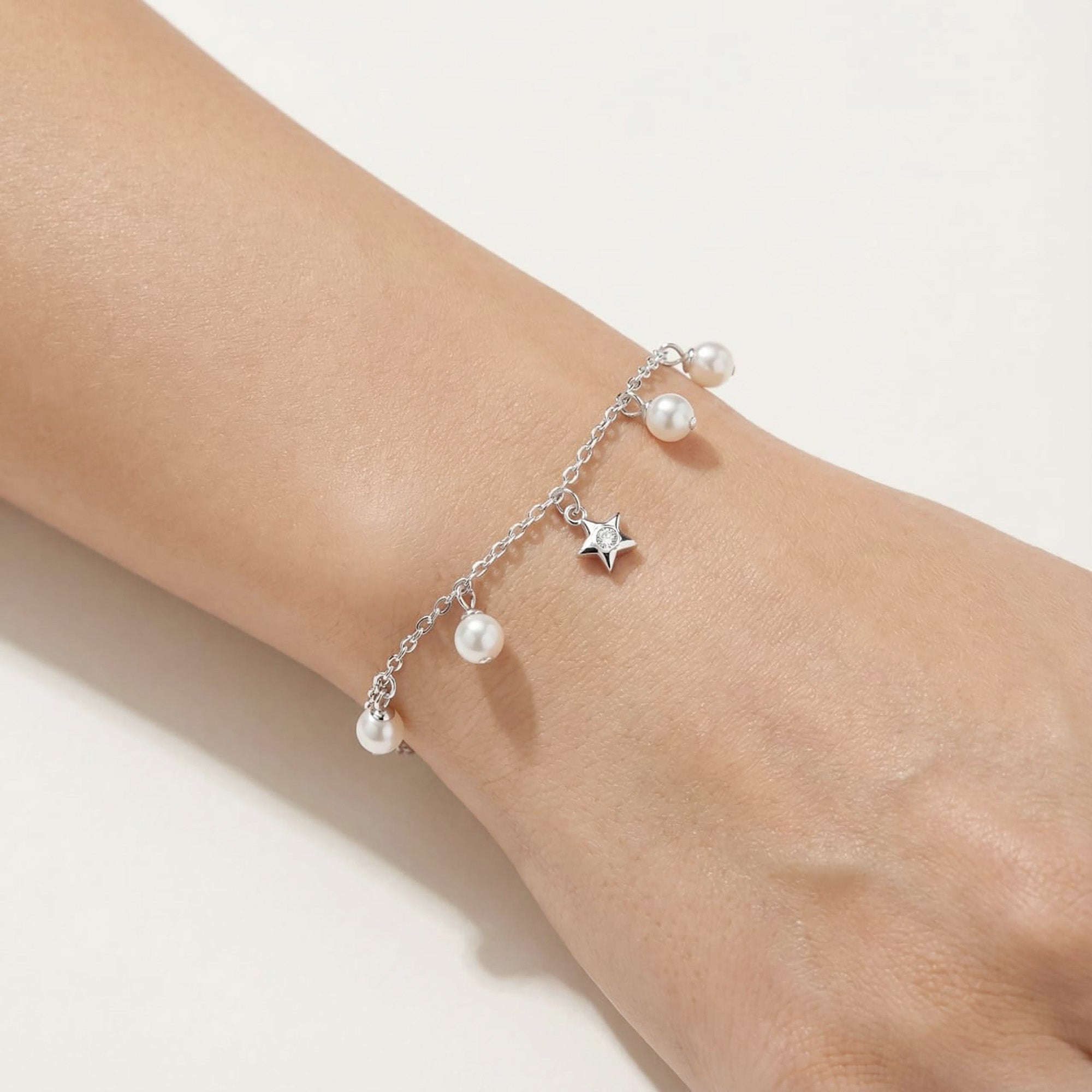 Star Pearl Charm Bracelet