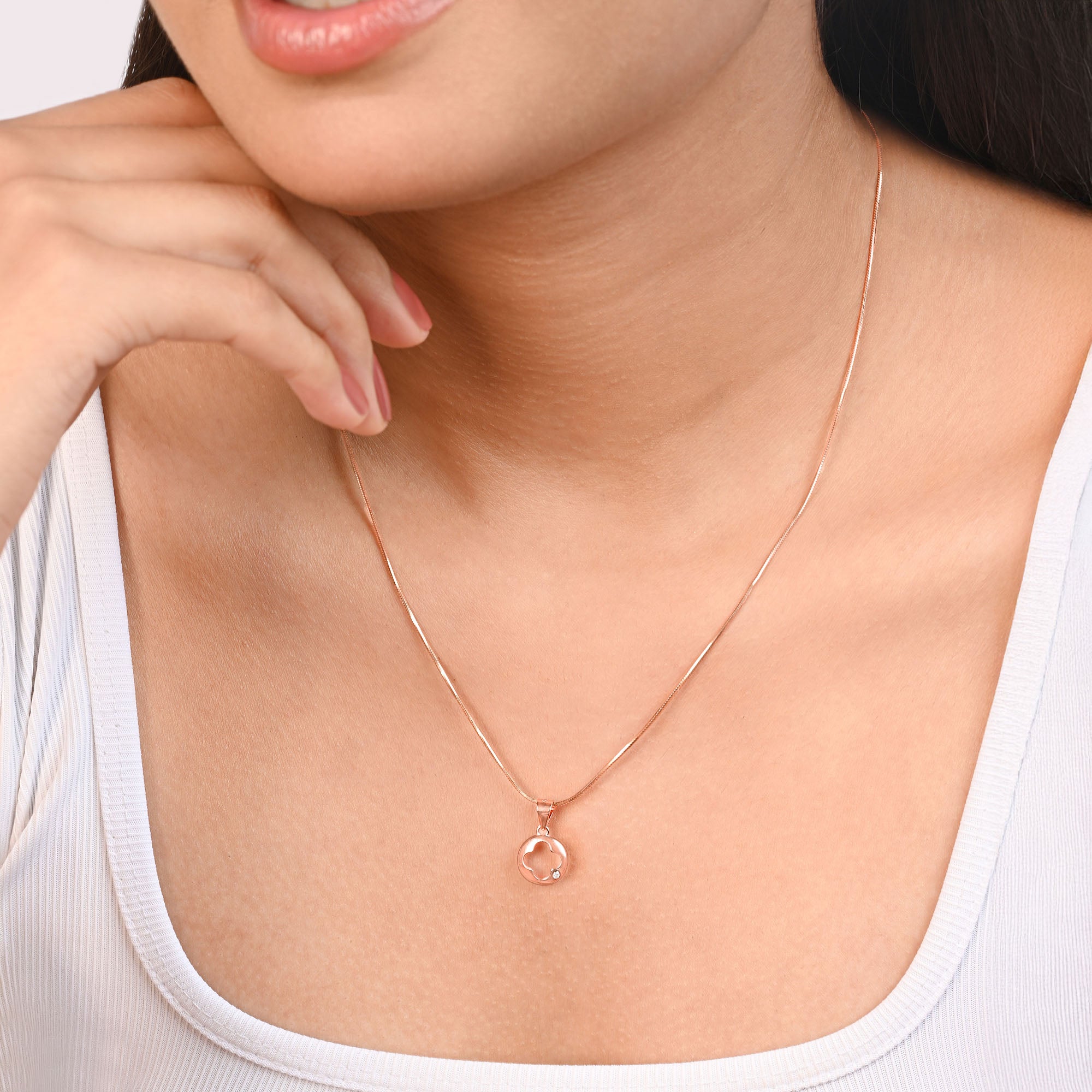 Minimal Clover Silver Pendant