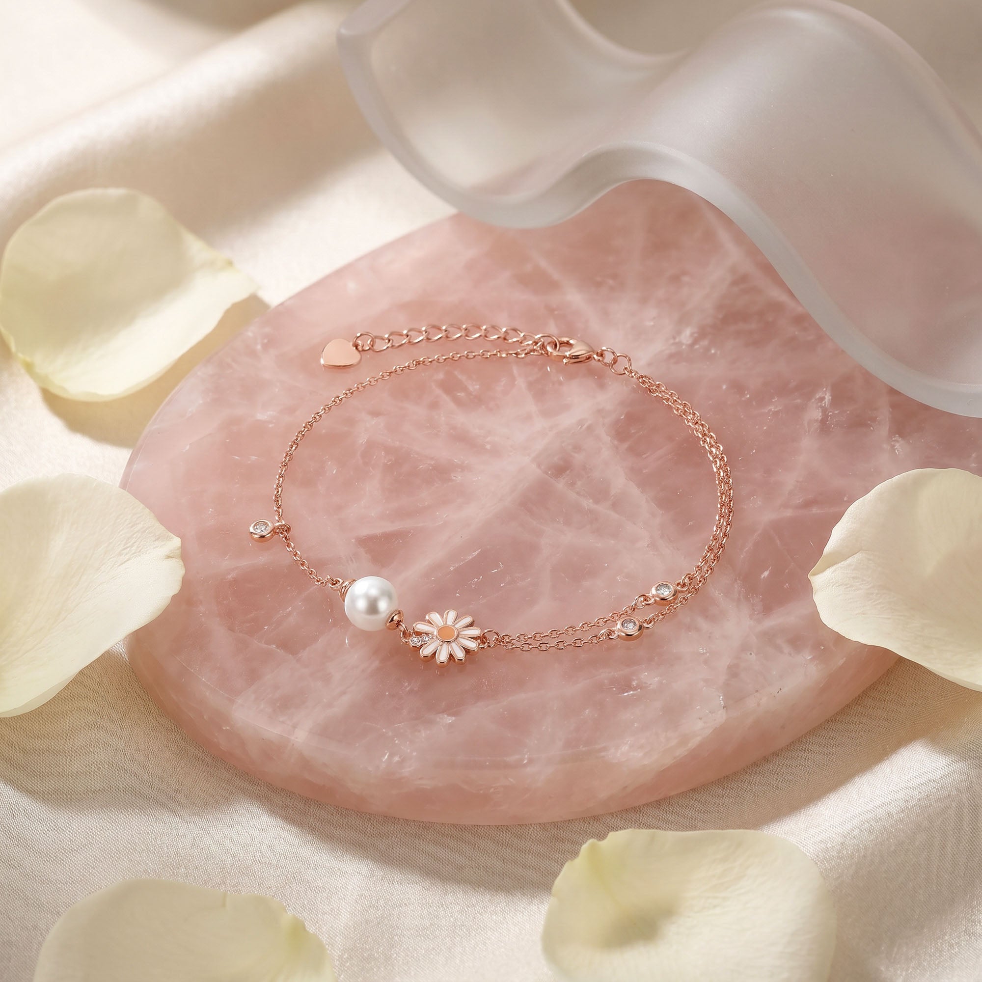 Daisy Pearl Charm Bracelet