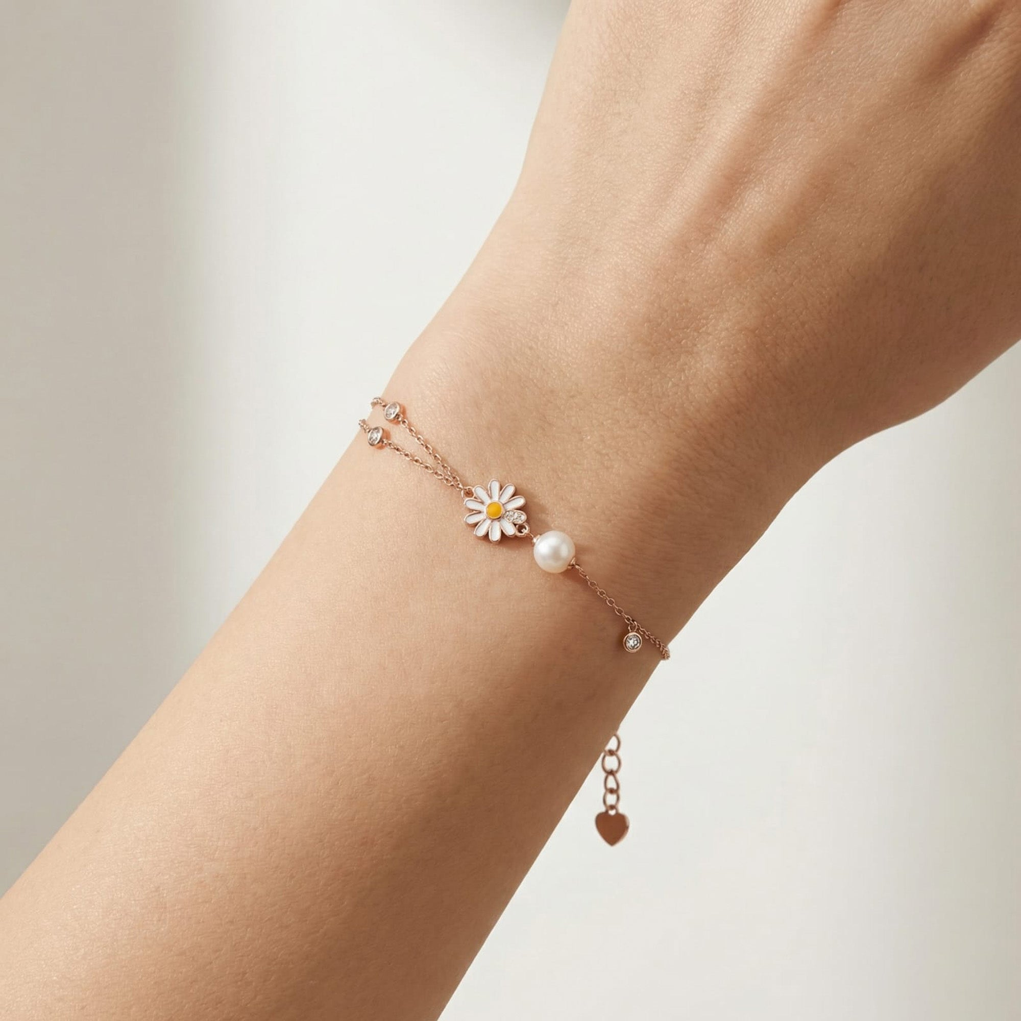 Daisy Pearl Charm Bracelet
