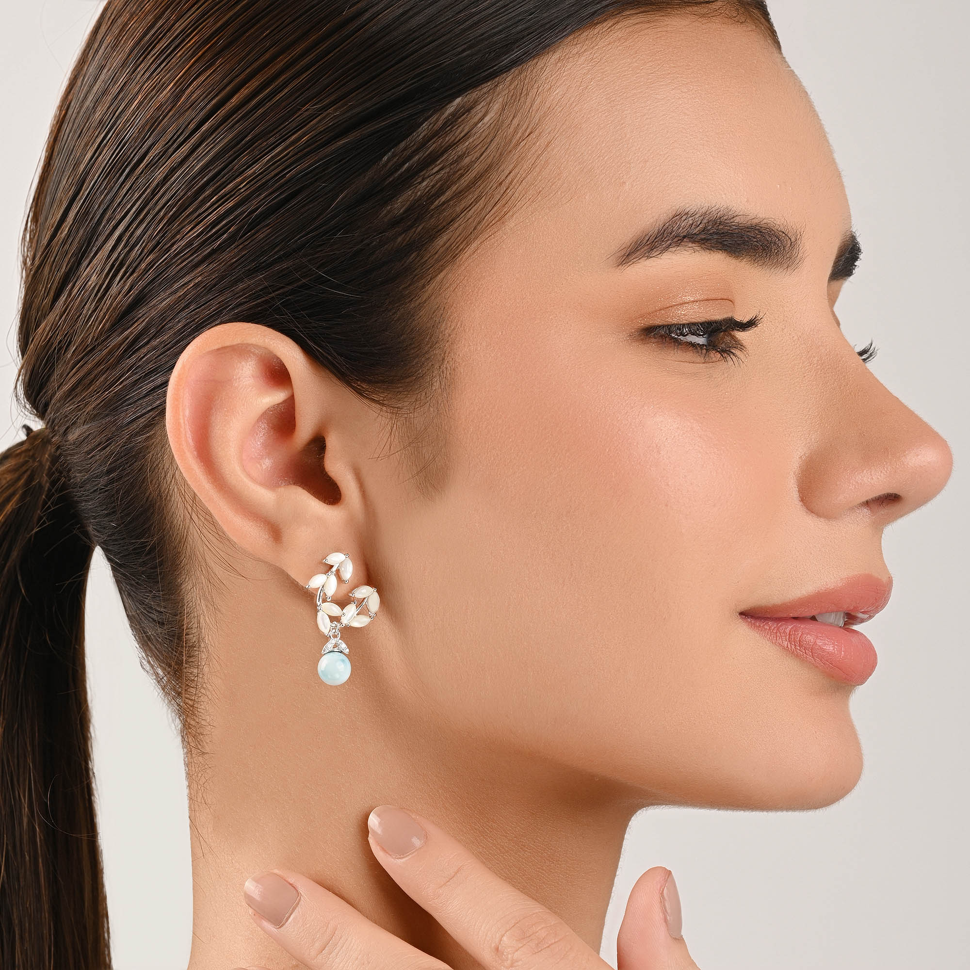 Pearl Beads Leaf Earring