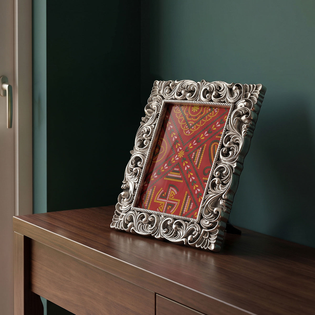 Silver Floral Rectangle Frame