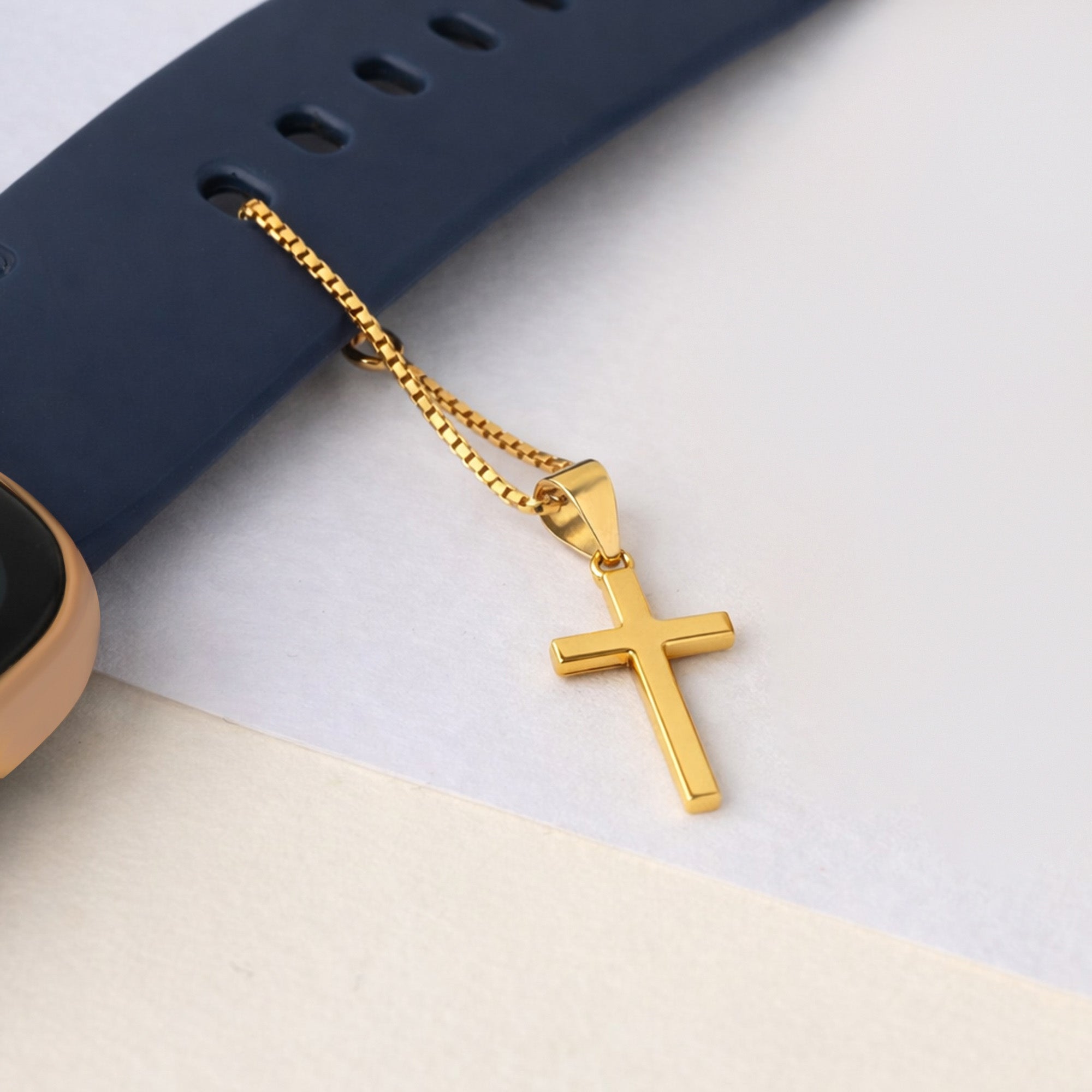 Minimal Cross Charm