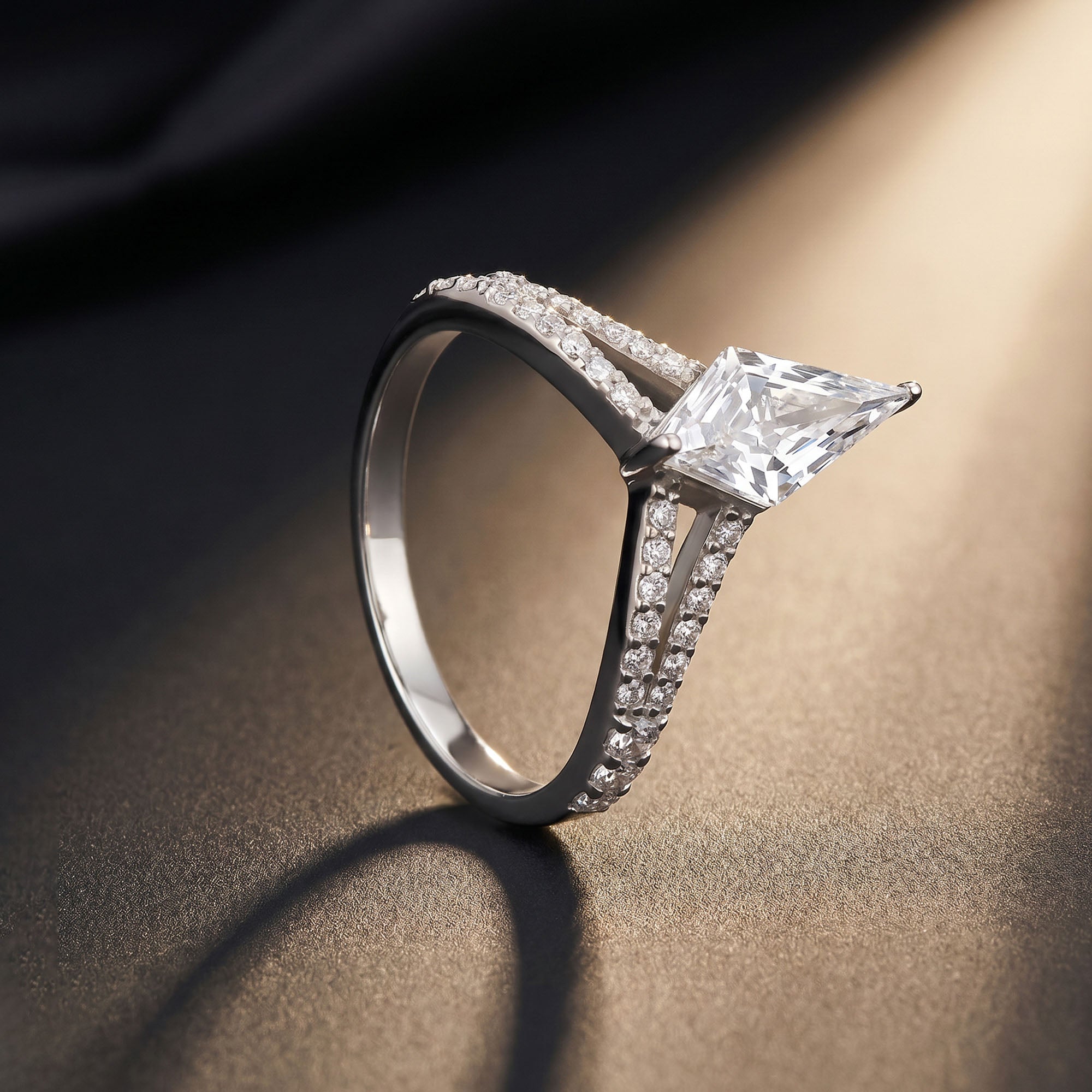 Viora Silver Ring