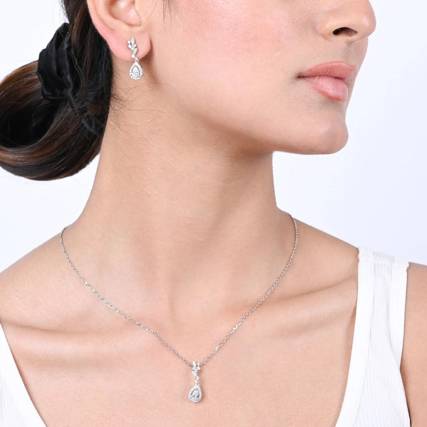 Silver Petal Stone Necklace Set