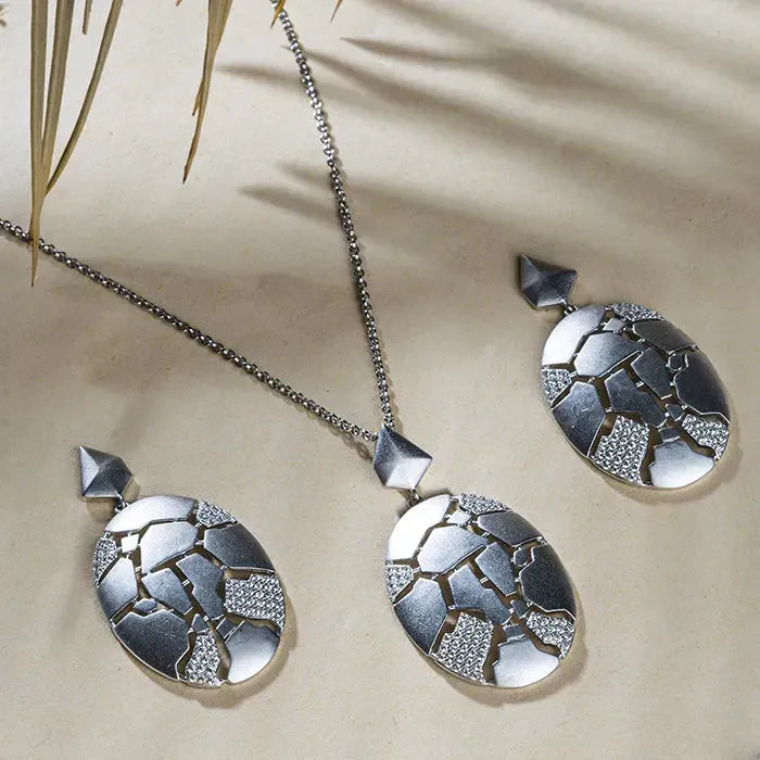 Radiant Elegance Pendant Set - Touch925