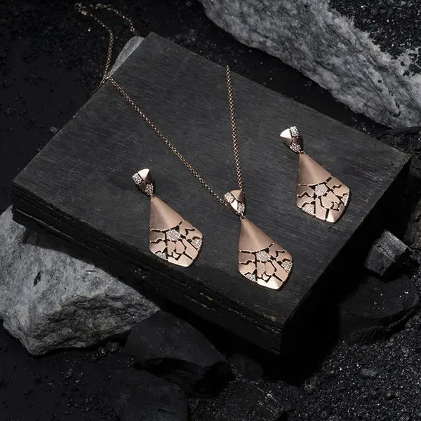 Mystic Lagoon Rose-Gold Pendant Chain Set - Touch925