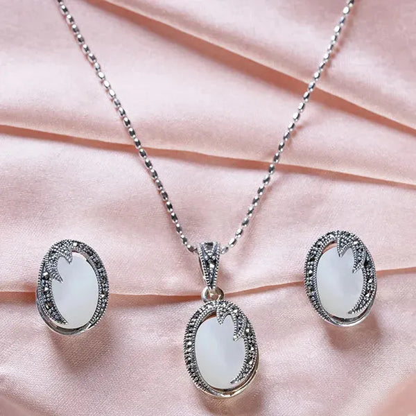 White Stone Oxidized Silver Pendant Set - Touch925