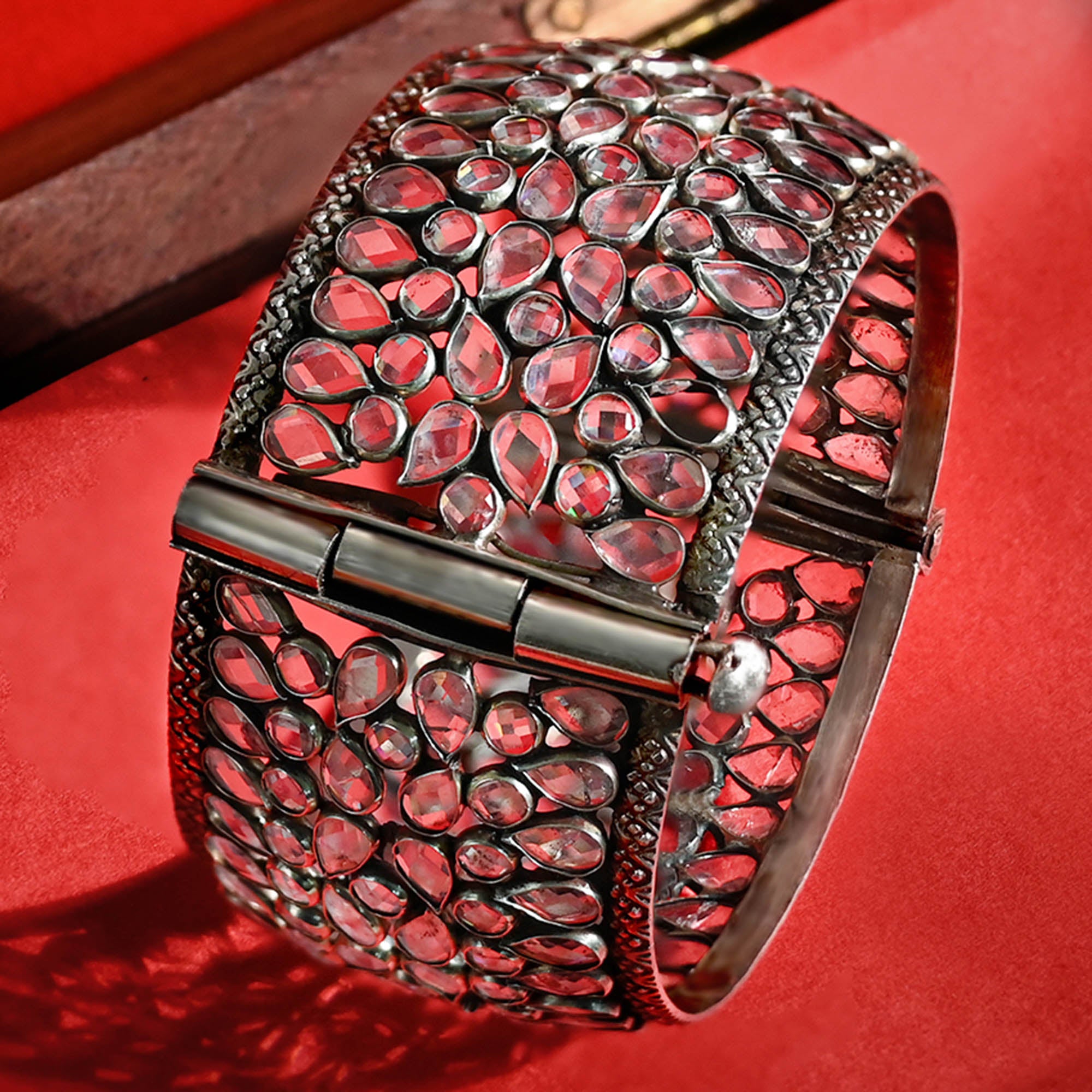 Royal Polki Stone Cluster Kada