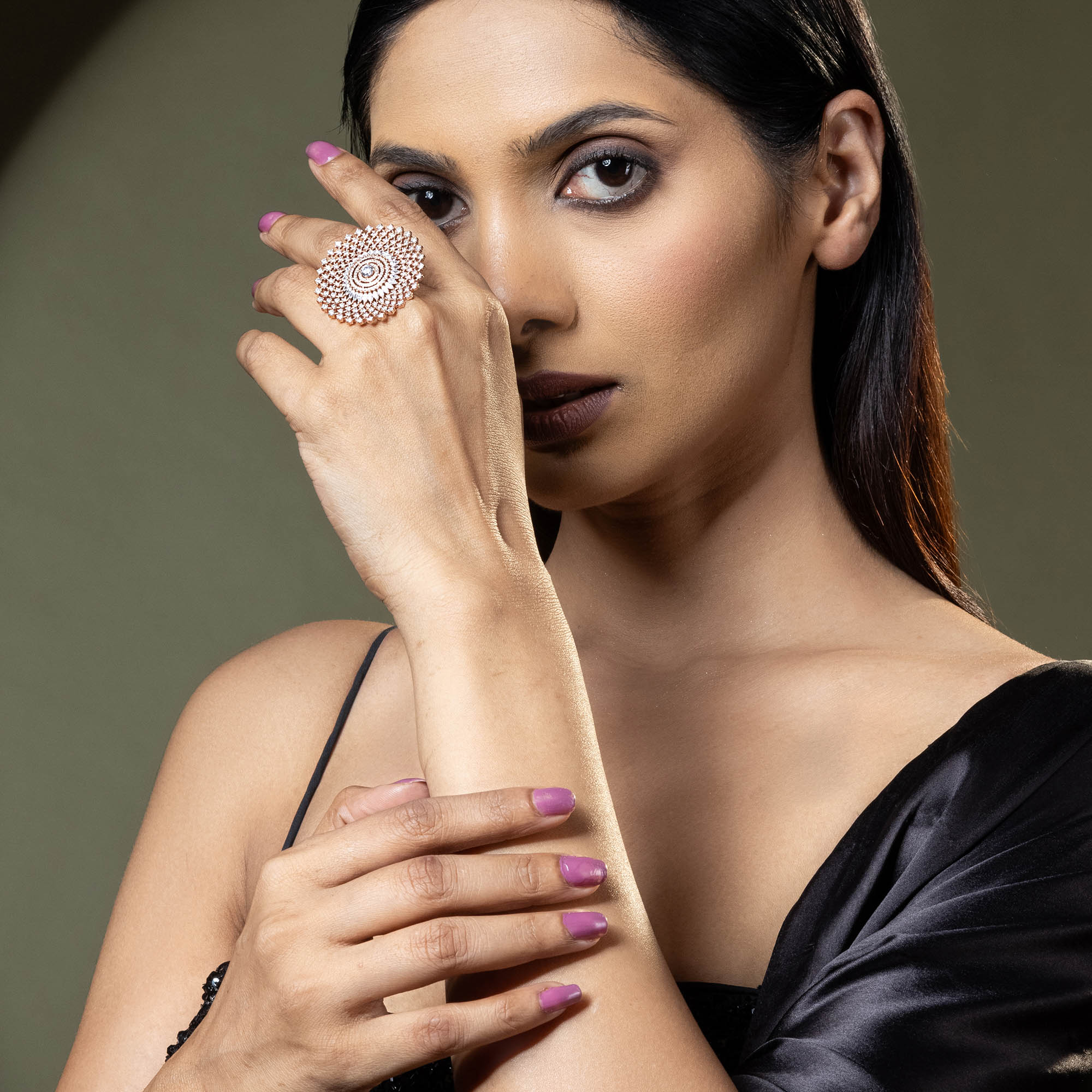 Radiant Circular Stone Ring