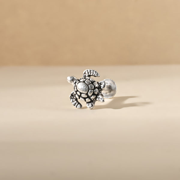 Fortune Tortoise Nose Pin