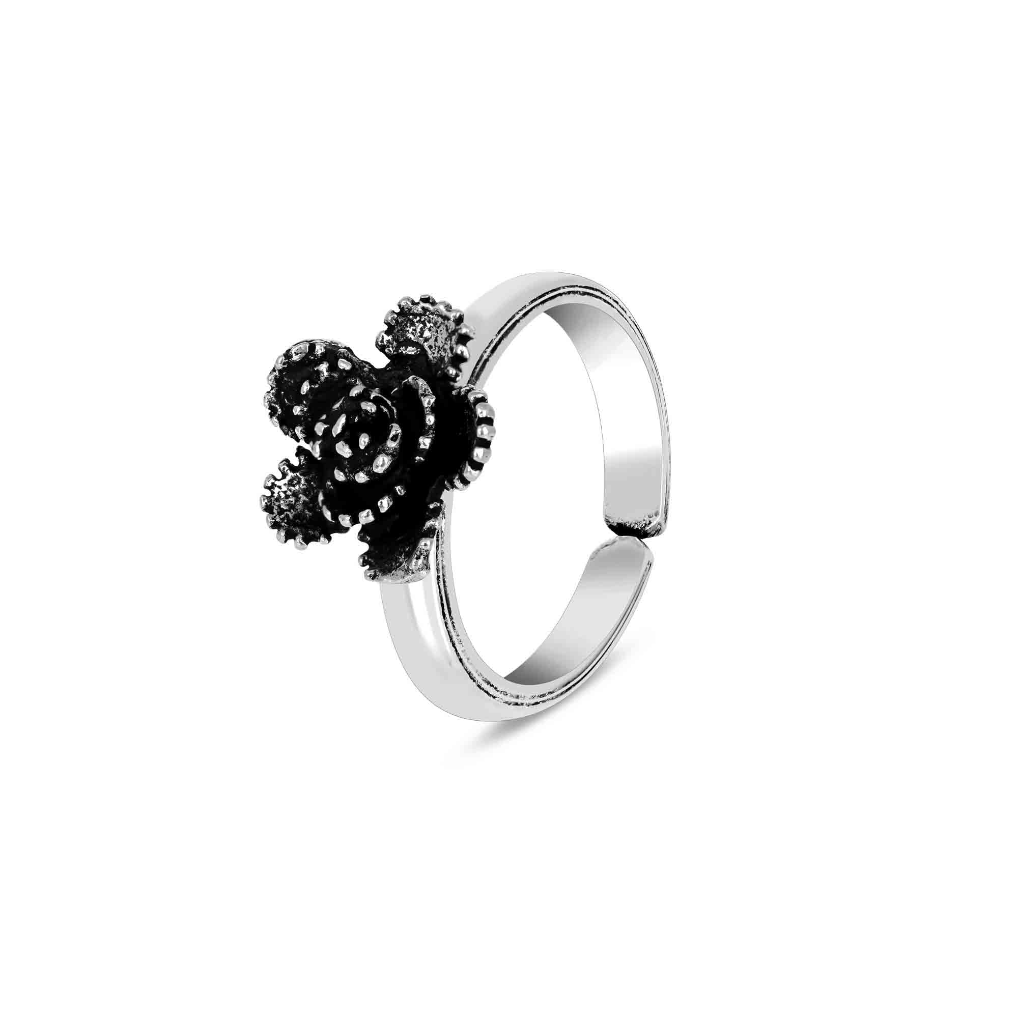 Floret Oxidized Toe Ring